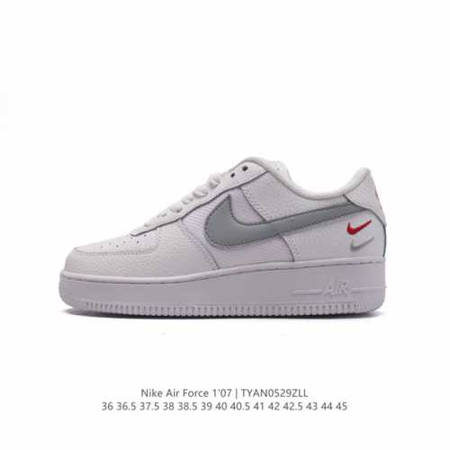 耐克 Nike Air Force 1 ’07 空军一号 Af 1 低帮 厚底增高百搭 休闲运动板鞋。柔软、弹性十足的缓震性能和出色的中底设计，横跨复古与现代的