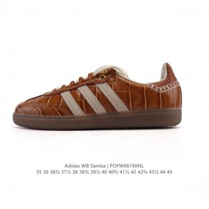 公司级 阿迪达斯 Adidas Samba新款 德训鞋 时尚休闲运动板鞋- Wales Bonner 的 Adidas Samba “Studded”亮相，Ad