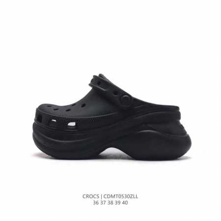 Crocs 沙滩洞洞鞋 女休闲厚底增高凉拖鞋 卡骆驰杨幂同款 厚底增高凸显大长腿沙滩鞋 选择尺码时 建议选大一码 脚感更舒适 这款没有鞋盒 类型：女鞋 尺码：3 - 点击图像关闭