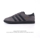 新品 阿迪达斯 Adidas Stadt 舒适透气 百搭潮流 复古时尚 德训鞋 柔软舒适 防滑耐磨 低帮 运动板鞋 男女同款 休闲鞋特色 设计师大胆选择粉色打底