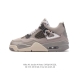 耐克 Nike Air Jordan 4 Retro Og 中帮 迈克尔 乔丹aj4代乔4 复古休闲运动文化篮球鞋。秉承轻量化的速度型篮球鞋设计思想完成设计，降