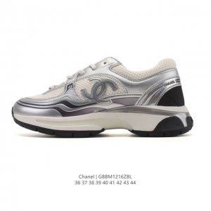 公司级 Chanel 香奈儿 女鞋 新款高级运动鞋、老爹鞋系列！各路网红.博主.潮人一夜刷爆小红书Ins...正品1:1原版开模，鞋身轻便且有内增高的隐藏属性，