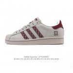 公司级 阿迪达斯 Adidas Superstar 2025年新款鞋子 蛇年新款经典贝壳头系列 新款休闲板鞋潮流男女士运动鞋 。鞋面柔软皮革拼接材质 标志性的贝