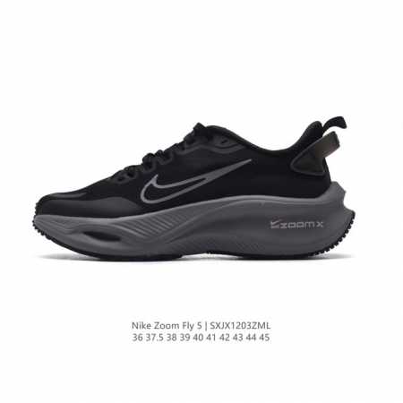 公司级 耐克 Nike Zoom Fly 5 运动鞋公路跑鞋竞速跑步鞋厚底增高老爹鞋。采用耐用的设计，不仅可以部署在您最喜欢的比赛的起跑线上，还可以部署在征服后 - 点击图像关闭