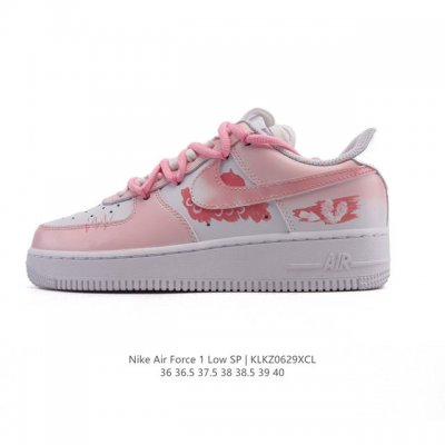 公司级 耐克 Nike Air Force 1 '07 Low 空军一号含气垫 解构绑带 双鞋带 小白鞋 低帮百搭厚底增高休闲运动板鞋。柔软、弹性十足的缓震性能