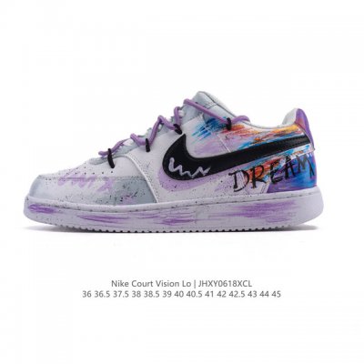 公司级 耐克Nike Court Vision Low 校园风低帮复古篮球板鞋男女运动鞋 解构绑带 双鞋带。延续80年代复古篮球鞋，添加学院风细节。皮革组合鞋面