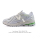公司级 新百伦 New Balance M1906系列 复古运动鞋单品宝藏老爹鞋款。作为Nb最经典的档案鞋型之一，与 2一样，1906有着Nb最成熟的技术加持和