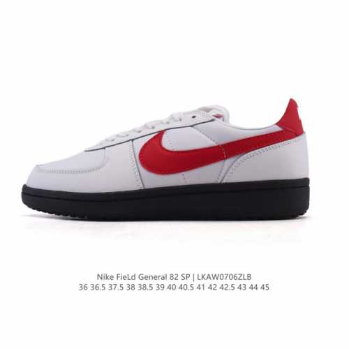 耐克烽火Nike Field General 82 Sp 低帮复古篮球鞋 这款专为烤架战士设计的运动鞋采用 1982 年经典的白 红 黑配色，采用皮革和弹道尼龙