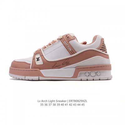 公司级 路易威登 Louis Vuitton Lv路易威登板鞋 时尚运动鞋潮厚底增高男女鞋。舒适防滑底和百搭性霸屏整个时尚娱乐圈，细节调整完美主义！采用柔软皮革