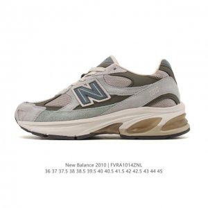 公司级 新百伦 New Balance2010英产做旧鞋款纯色绒运动鞋 厚底增高老爹鞋。此复刻经典鞋款，加入当下大热的户外元素，以曾经篮球鞋款型式样加以打造鞋款