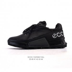 公司级 Ecco爱步 小红书爆款 新款百搭休闲款 Ecco 爱步男士户外休闲鞋透气轻质系带轻便老爹运动鞋。Ecco爱步是世界四大休闲鞋类品牌之一，总公司设于丹麦