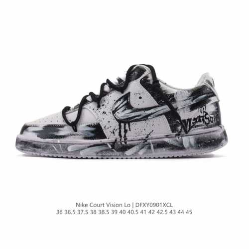 公司级 耐克Nike Court Vision Low 校园风低帮复古篮球板鞋运动鞋 解构绑带 双鞋带。延续80年代复古篮球鞋，添加学院风细节。皮革组合鞋面，利