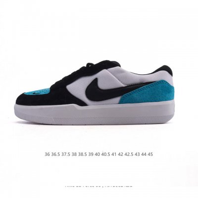 耐克Nike Sb Force 58 运动滑板鞋。这是一款将前沿创新带入街头的单品，它具有硫化杯底，具有出色的耐用性和灵活性。使用柔软皮革织物拼接，在饰面上放置