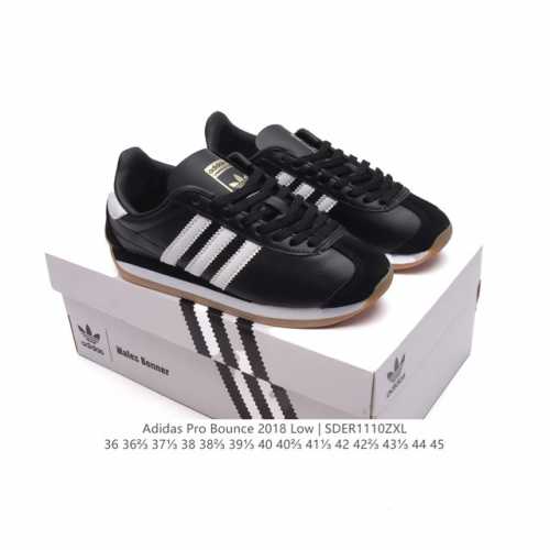 阿迪达斯 ADIDAS COUNTRY OG SHOES经典复古运动板鞋 T头鞋 久负盛名的复古风皮革经典运动鞋 Country OG系列鞋款于1970年问世，