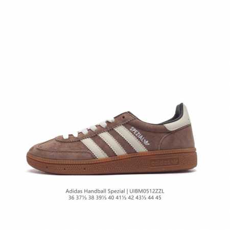 阿迪达斯 Adidas Handball Spezial 三叶草学院风复古休闲板鞋 德训鞋 橡胶底柔软皮革经典运动鞋板鞋。圆头、缝合拼接设计、正面绑带、鞋舌部位 - 点击图像关闭