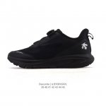 新品公司级 Descente 迪桑特Urban Outdoor系列男款Traxis运动休闲鞋夏季新品。迪桑特的Core-Tex面料，轻薄又坚固，防水透气还防风，