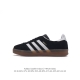 阿迪达斯 Adidas Originals Gazelle Indoor 复古三叶草防滑透明橡胶板鞋经典运动鞋。这款经典鞋,忠于原版设计,缀撞色三条纹和鞋跟饰片