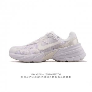Nike 耐克 V2K Run 减震防滑 复古低帮运动跑步鞋 超火复古跑鞋，采用太空革组合呼吸网眼布鞋面材质，搭载正确4层组合底模，嵌入Tpu加固稳定模块,双层