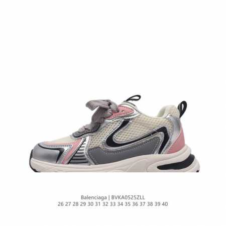 童鞋亲子鞋 潮奢 巴黎世家 Balenciaga 厚底增高板鞋老爹鞋儿童运动鞋，Balenciaga 最新爆款低帮系带休闲运动板鞋 专柜同步上架香港、美国、巴黎 - 点击图像关闭