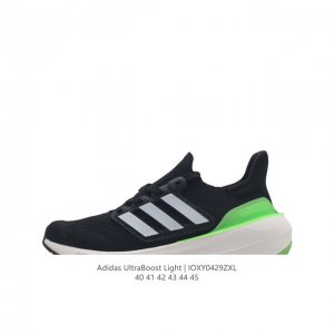 阿迪达斯 .老爹鞋 全新adidas Ultra Light Boost 系列超轻升级，10周年新一代缓震运动跑鞋。在阿迪达斯boost跑鞋面世十周年之际，阿迪