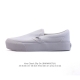 万斯 Vans 中性Classic Slip-On 帆布鞋 硫化板鞋 休闲低帮 运动鞋。Vans的棋盘格鞋款千千万，但Slip-On系列绝对是经典中的经典，松弛