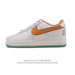 特价 耐克 Nike Air Force 1 '07 Low 空军一号含气垫 低帮 小白鞋 百搭厚底增高休闲运动板鞋。柔软、弹性十足的缓震性能和出色的中底设计，