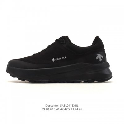 公司级 Descente 迪桑特Urban Outdoor系列男女同款Traxis运动休闲鞋夏季新品。迪桑特的Core-Tex面料，轻薄又坚固，防水透气还防风，