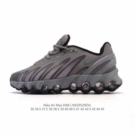 耐克 Nike Air Max Dn8 全掌气垫科技运动跑步鞋Fq7860-005。鞋款采用醒目渐变织物和动态波浪状结构鞋面，搭配黑色中底和外底，以及迷你黑色 - 点击图像关闭