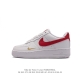 二层皮 耐克 Nike Air Force 1 '07 空军一号男女子运动鞋复古篮球鞋，巧妙结合复古美学和新潮魅力，旨在致敬 40 年来风靡世界的元年款篮球鞋。