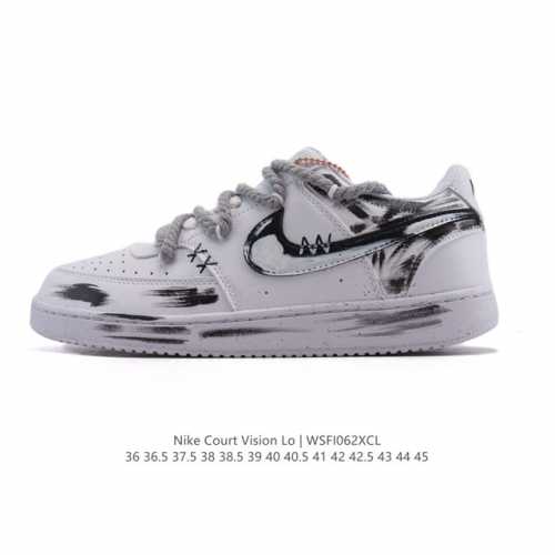 公司级 耐克Nike Court Vision Low 校园风低帮复古篮球板鞋男女运动鞋 解构绑带 双鞋带。延续80年代复古篮球鞋，添加学院风细节。皮革组合鞋面