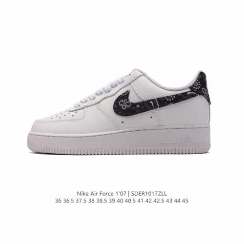 耐克 Nike Air Force 1 '07 Low 空军一号含气垫 低帮百搭厚底增高休闲运动板鞋。柔软、弹性十足的缓震性能和出色的中底设计，横跨复古与现代的