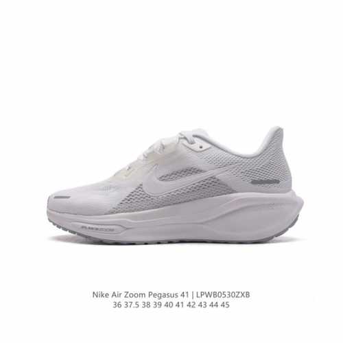 颠覆式升级！Nike 飞马新鞋 触感柔软，质感升级！随着“耐克 蓝图 系列”在巴黎的盛大发布，全新一代 登月41代 Nike Pegasus 41也正式登场啦！