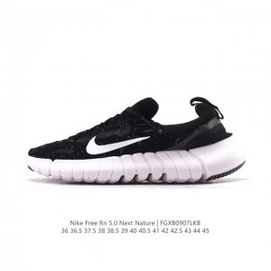 耐克 Nike Free Rn 5.0 Next Nature 系列柔软透气防滑耐磨男女子透气轻盈公路跑步鞋。Nike Free Rn 5.0 Next Nat