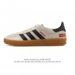 阿迪达斯 Adidas Originals Gazelle Indoor复古三叶草防滑透明橡胶板鞋经典运动鞋。这款经典鞋,忠于原版设计,缀撞色三条纹和鞋跟饰片。