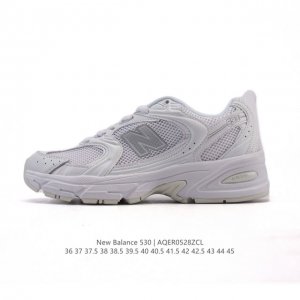 真标 新百伦 Nb530 New Balance 530 复跑古鞋 厚底增高老爹鞋 缓震运动慢跑鞋。Nb530这鞋双确实是Nb家经复典古款式之一，以全科新技诠释