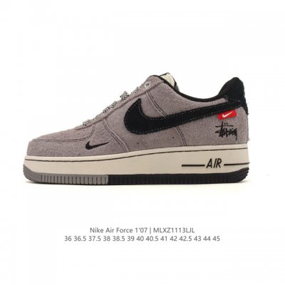 耐克 Nike Air Force 1 '07 Low 空军一号含气垫 低帮 小白鞋 百搭厚底增高休闲运动板鞋。柔软、弹性十足的缓震性能和出色的中底设计，横跨复
