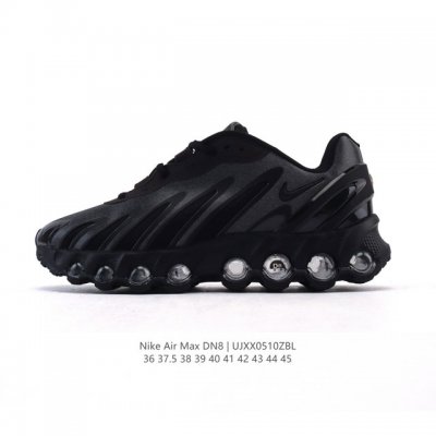 耐克 Nike Air Max Dn8 全掌气垫科技运动跑步鞋Fq7860-005。鞋款采用醒目渐变织物和动态波浪状结构鞋面，搭配黑色中底和外底，以及迷你黑色