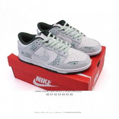 特价 耐克 Nike Dunk Low Retro 运动鞋复古板鞋2025年新款 解构绑带 双鞋带 男鞋，作为 80 年代经典篮球鞋款，起初专为硬木球场打造，后