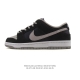 公司级 耐克 Nike Sb Dunk Low pro 男女同款运动鞋复古板鞋，尽情迈步，彰显个性风采。采用柔软皮革鞋面，经久耐穿，塑就如元年款 Dunk 般的
