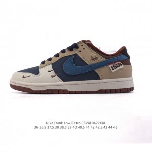 公司级 耐克 Nike Dunk Low Retro 运动鞋 经典复古板鞋。作为 80 年代经典篮球鞋款，起初专为硬木球场打造，后来成为席卷街头的时尚标杆，现以