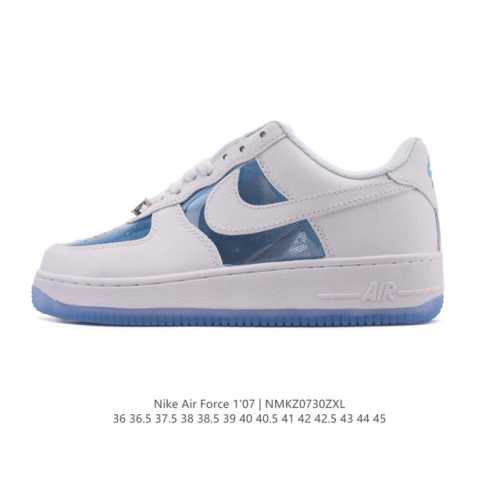 真标 耐克 Nike Air Force 1 '07 Low 空军一号含气垫 小白鞋 低帮百搭厚底增高休闲运动板鞋。柔软、弹性十足的缓震性能和出色的中底设计，横