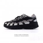 耐克 Nike 男子休闲运动鞋P-6000Premium 轻便舒适透气防滑缓震耐磨跑步鞋。P-6000 是一款植根于 0 年代风格的混合款式，让人想起去年再次流