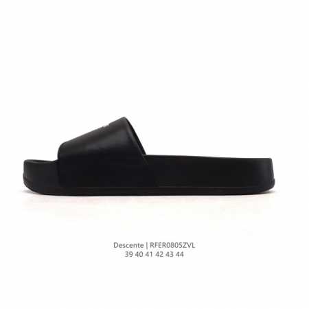 新品 迪桑特Descente Modern Style 柔软舒适休闲 防滑防磨一字拖鞋 黑色舒适 简约百搭，材料非常的软弹 夏日必备 很凉快，纯黑的鞋身很酷，光 - 点击图像关闭