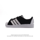 阿迪达斯 ADIDAS SUPERSTAR AYOON W 三叶草运动鞋经典贝壳头板鞋 时尚男女鞋 。真皮鞋面材质 标志性的贝壳鞋头，锯齿三条纹，简约的线条。就