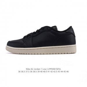 耐克 乔丹Air Jordan 1 Low Aj1 乔1 乔丹1代Aj1 低帮复古文化休闲运动篮球鞋。从1985 年面世的元年款汲取设计灵感，采用简洁大方的经典