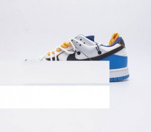 耐克 联名 Nike Dunk Low Lthr Ow 解构绑带滑板鞋 Sb系列经典复古运动鞋 双鞋带系统延续了今年的代表性风格，搭配亮色鞋带，保持了 Dunk