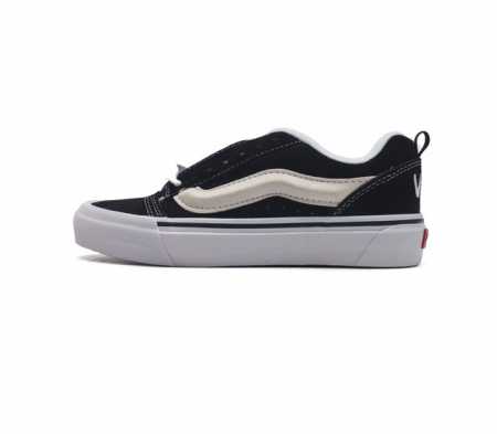 万斯 Vans Knu-Skool Vr3 Lx 面包鞋 坎普尔 茱利安系列低帮复古硫化休闲运动板鞋 肥胖版大logo 要说整个2023年最为热门的鞋型之一 面 - 点击图像关闭