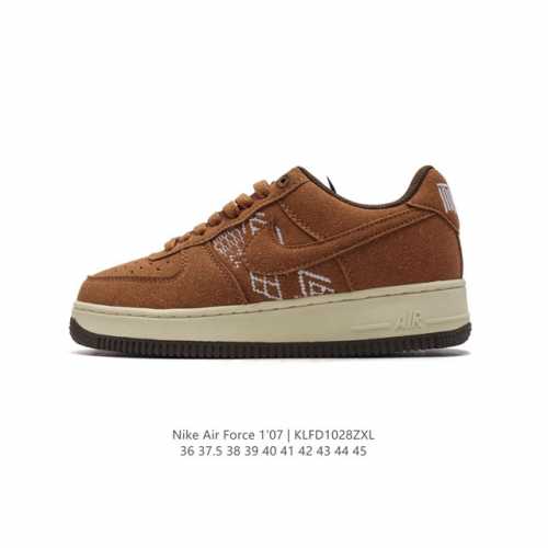 耐克 Nike Air Force 1 '07 Low 空军一号含气垫 低帮百搭厚底增高休闲运动板鞋。柔软、弹性十足的缓震性能和出色的中底设计，横跨复古与现代的