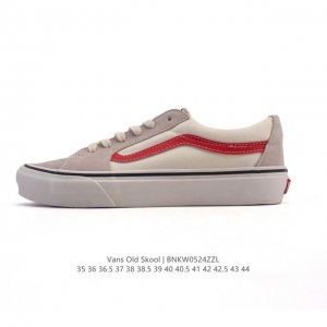 万斯 Vans Og Oid Skool百搭休闲低帮运动滑板鞋 其实Style 36就是现在风靡潮流的Vans鞋款Old Skool的Og版本 历经岁月洗礼的复