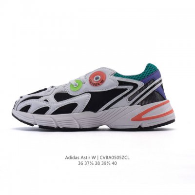阿迪达斯 Adidas Original Astir 耐磨复古运动休闲鞋 鞋款灵感来自2000年代的跑步款式 ，鞋面和超大号孔眼进行更新复古色系搭配经典配色 线